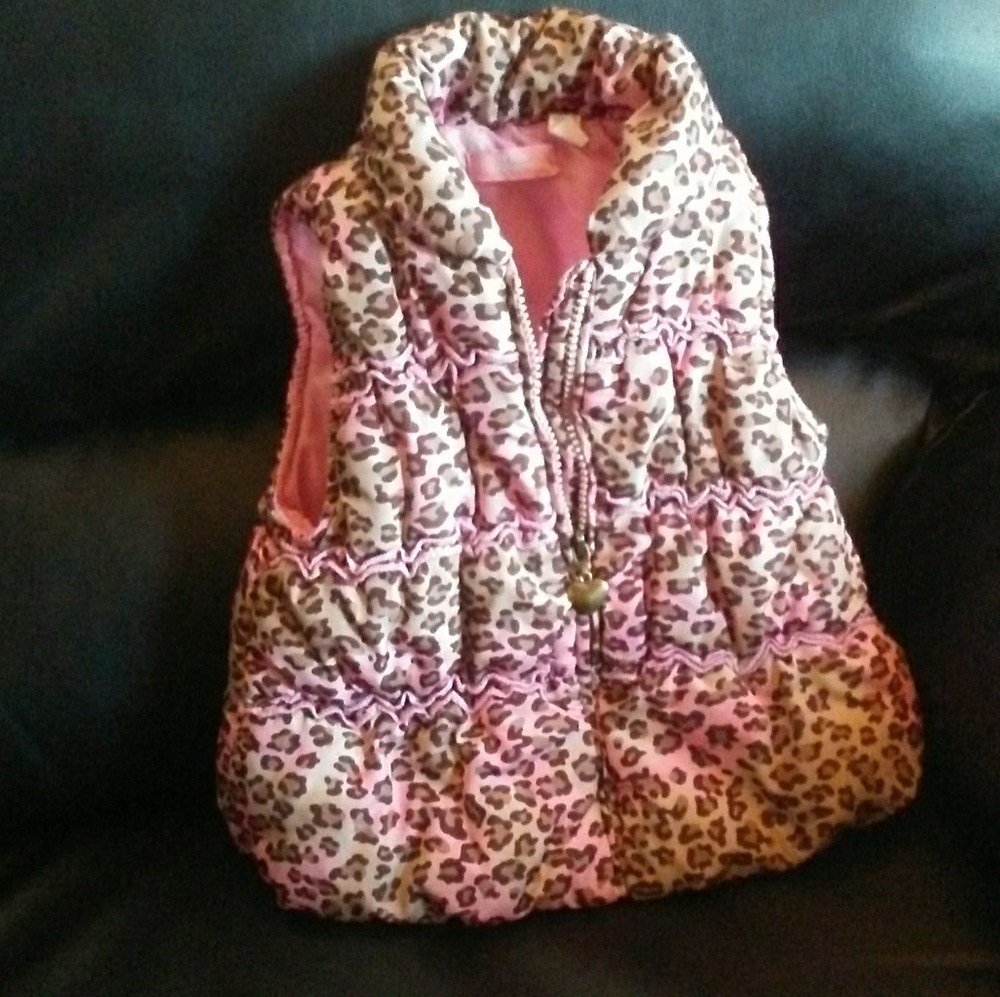 2t leopard puffer vest